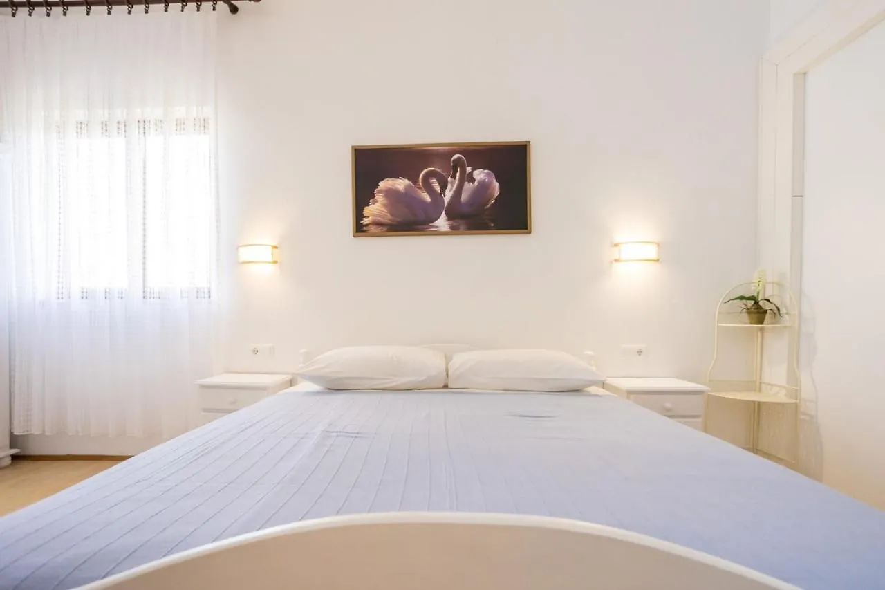 Dubasa B&B Vantacici Guest house