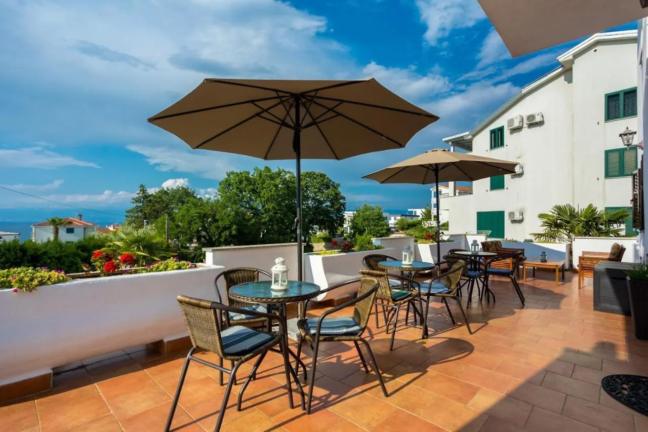 Guest house Dubasa B&B Vantacici