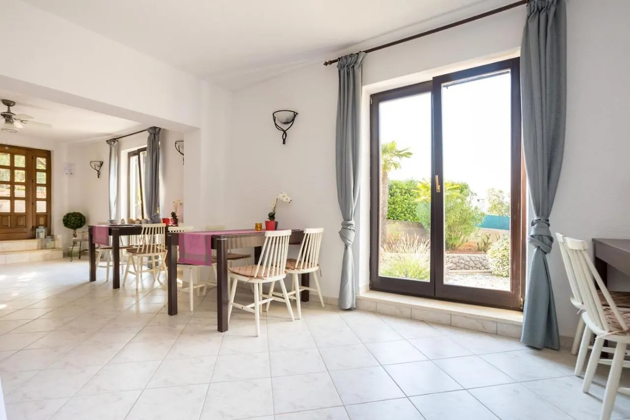 Dubasa B&B Vantacici