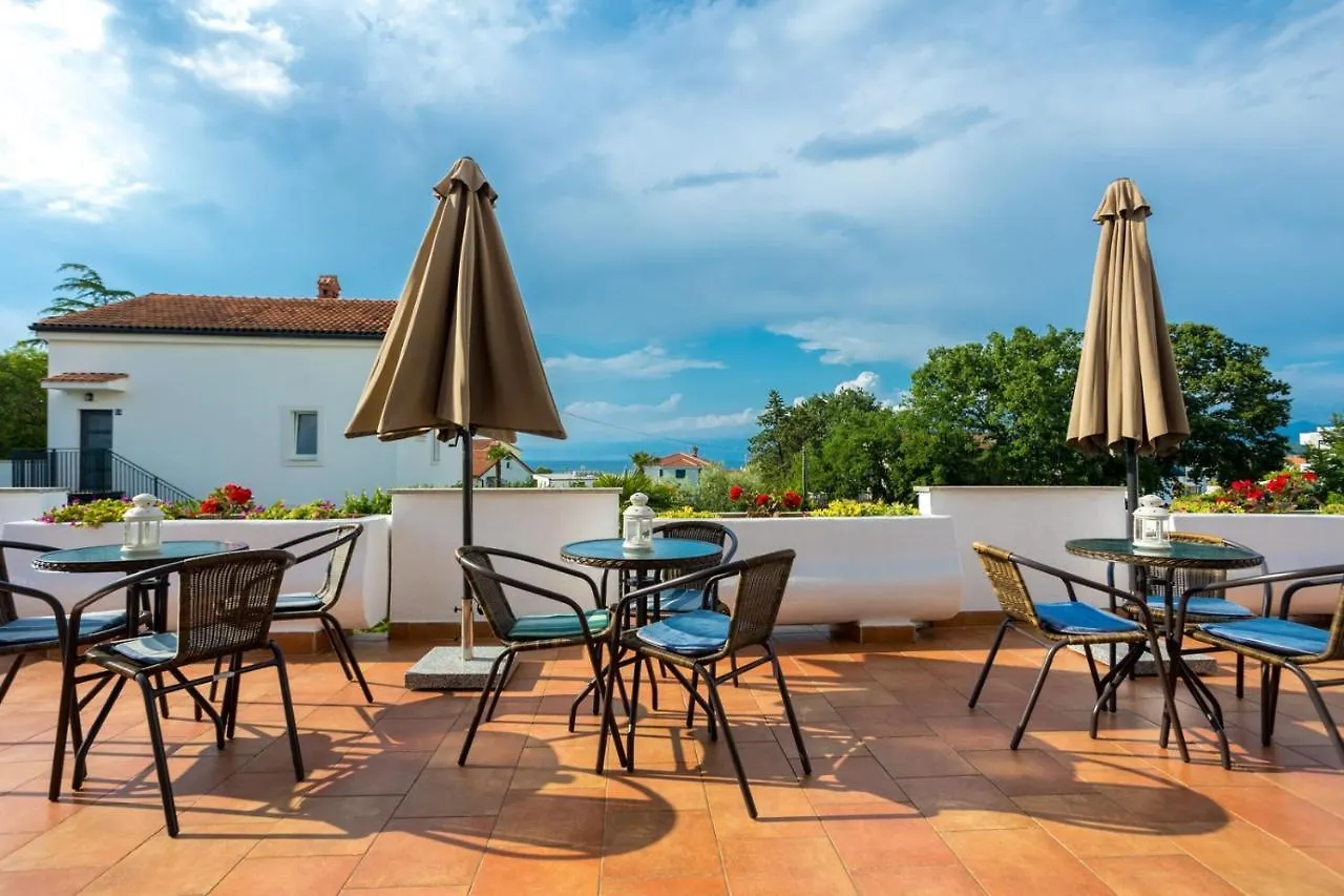 Dubasa B&B Vantacici Konukevi