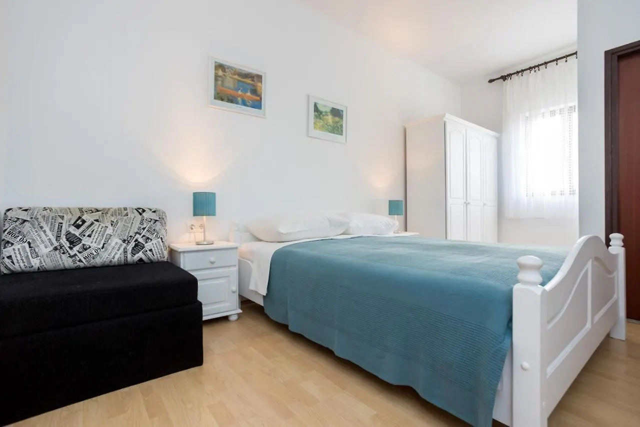 Konukevi Dubasa B&B Vantacici Hırvatistan