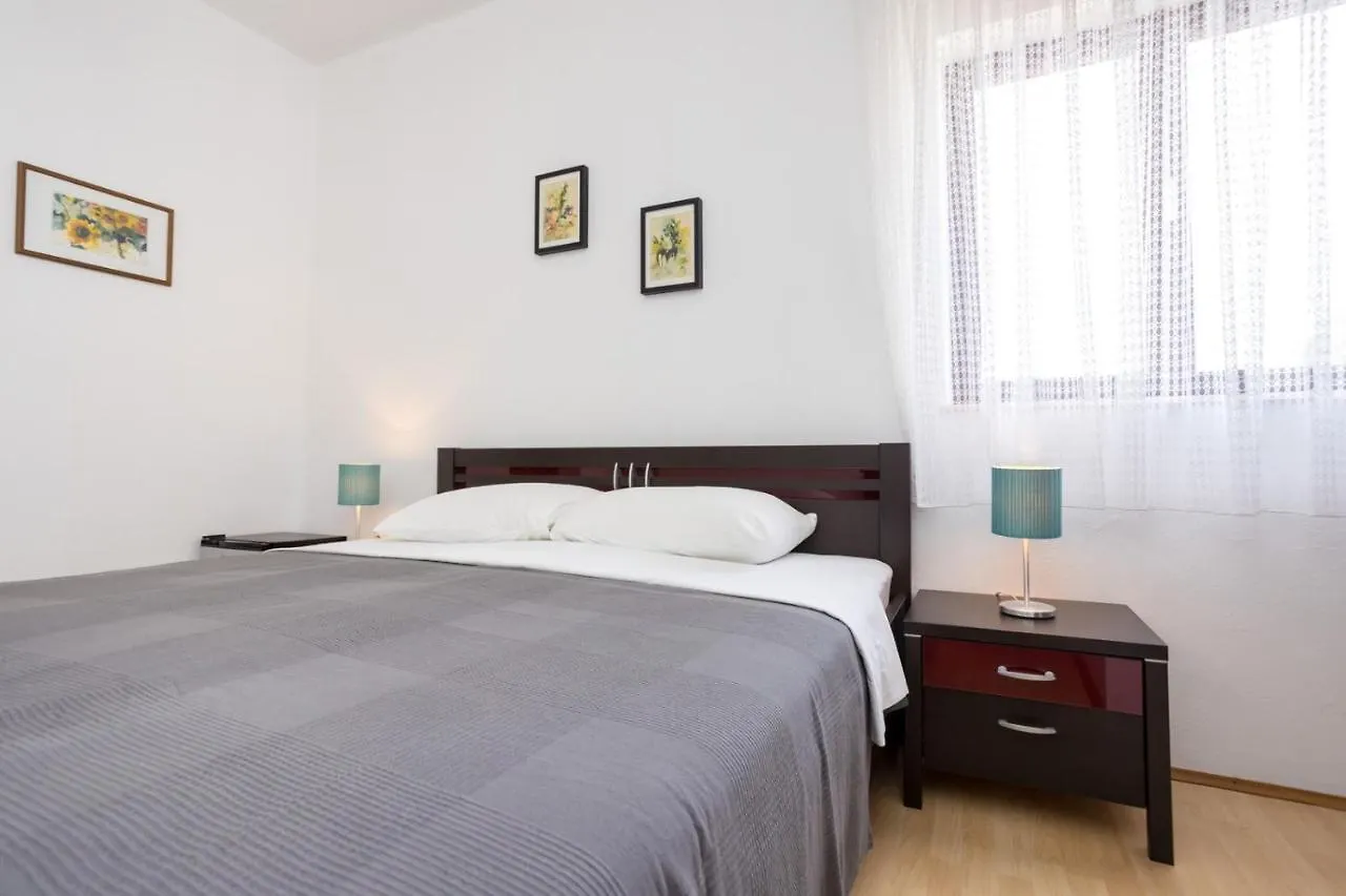 Dubasa B&B Vantacici Konukevi