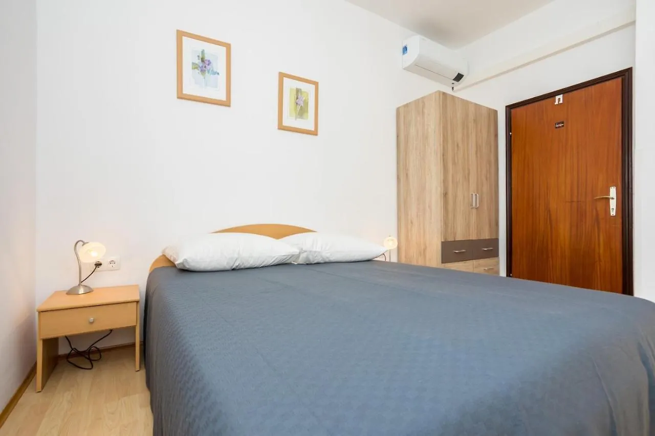 Dubasa B&B Vantacici Guest house