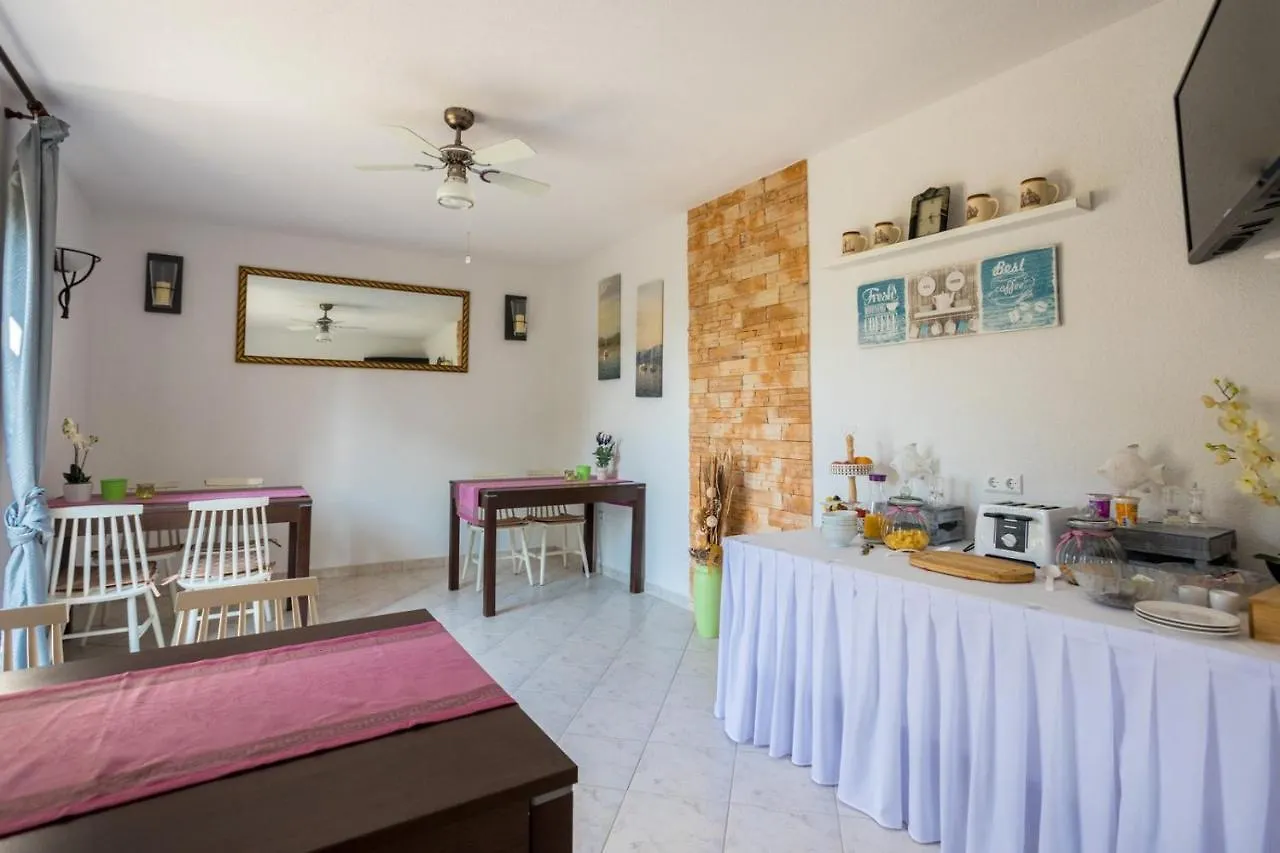 Dubasa B&B Vantacici Guest house