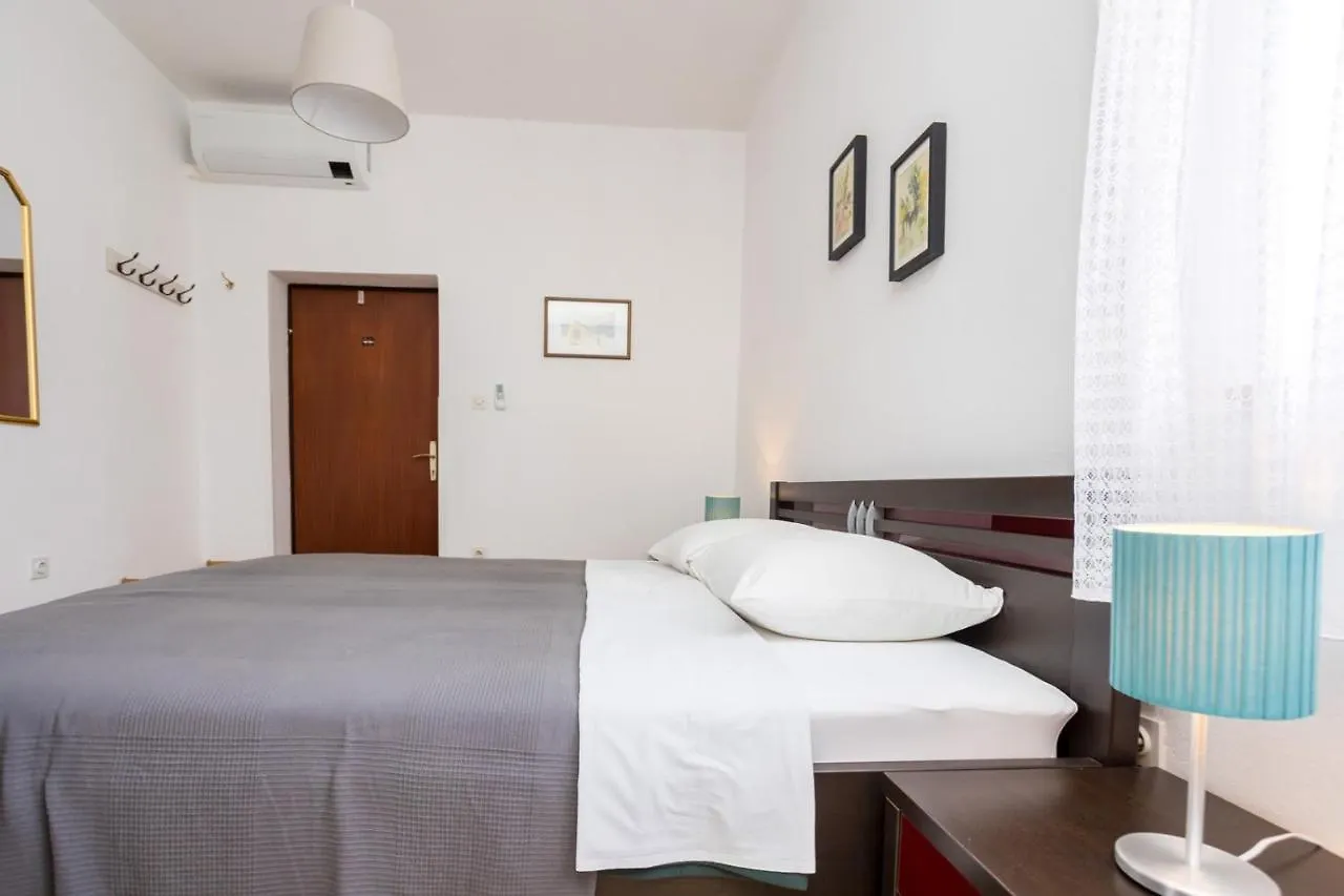 Dubasa B&B Vantacici
